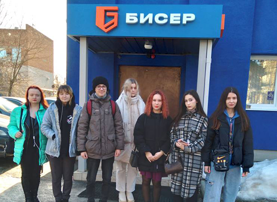 Студенты Колледжа ИВГПУ посетили компанию "Бисер"
