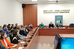 В Политехе продолжает работу Инженерная школа "Аквариуса"
