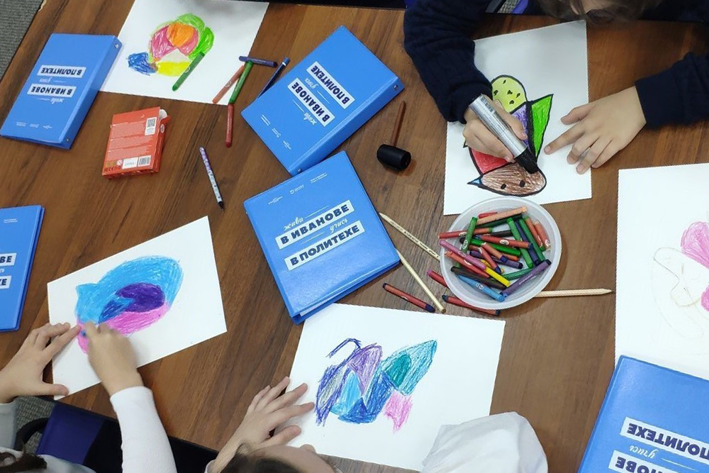 Первые гости АртЭтажа