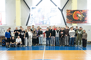 С Днем защитника Отечества