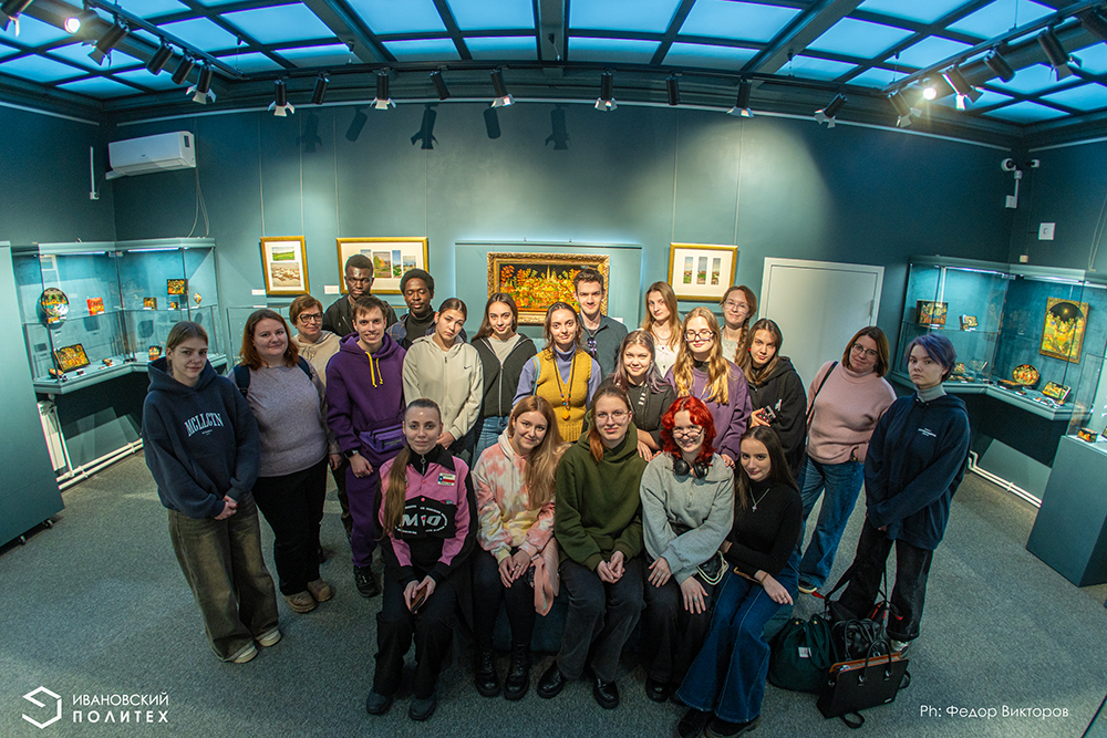 За вдохновением и яркими впечатлениями – в Холуй и Палех