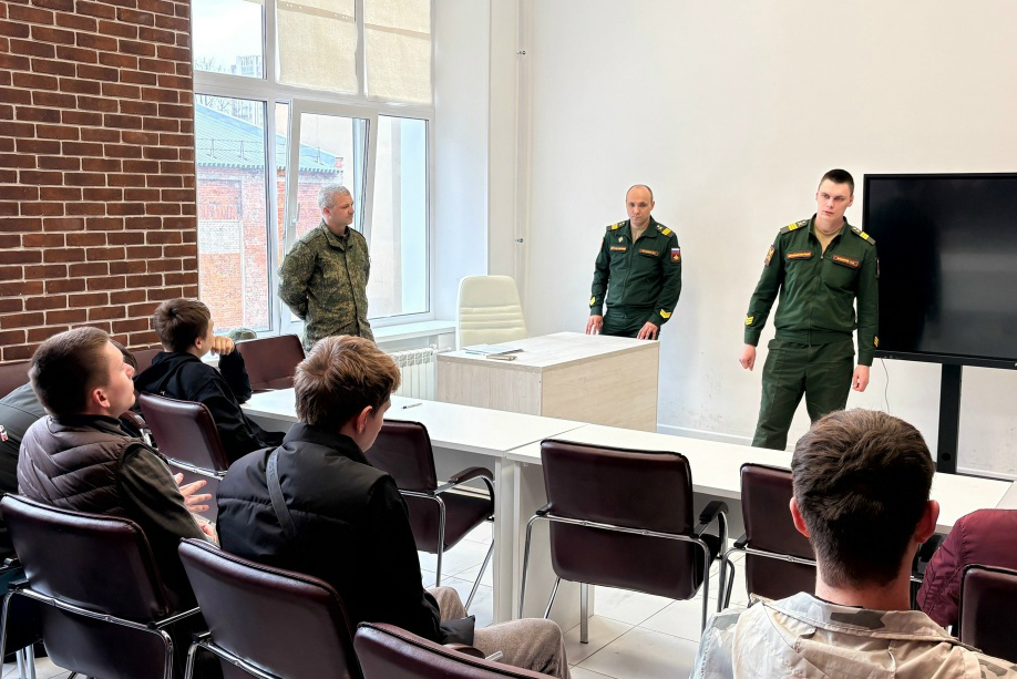 Диплом досрочно, льготы и доход: это контракт в войсках БПЛА